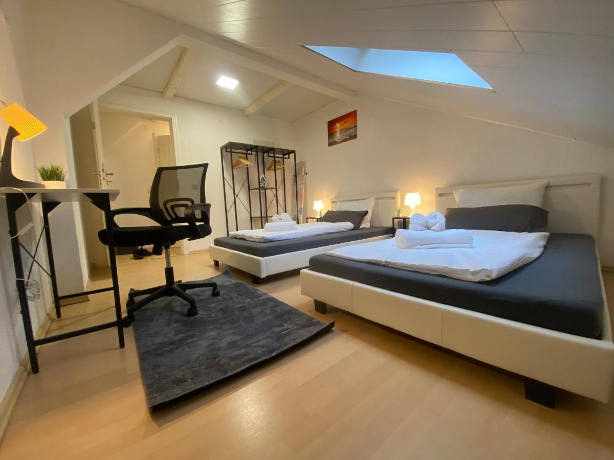 Deluxe Business Suite Mit Netflix Premium & Parkplatz, Zentral Zu Audi & Schwarz Gruppe With 2 Bedrooms Bad Friedrichshall Eksteriør billede
