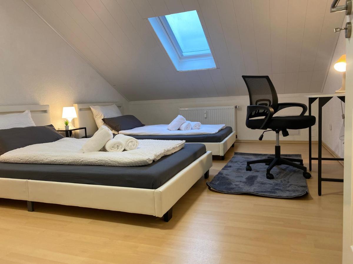 Deluxe Business Suite Mit Netflix Premium & Parkplatz, Zentral Zu Audi & Schwarz Gruppe With 2 Bedrooms Bad Friedrichshall Eksteriør billede
