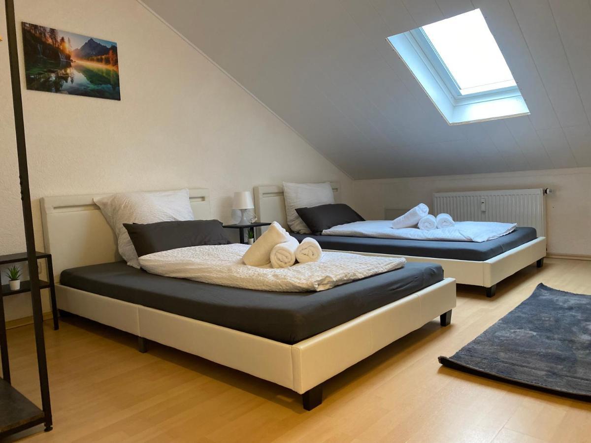 Deluxe Business Suite Mit Netflix Premium & Parkplatz, Zentral Zu Audi & Schwarz Gruppe With 2 Bedrooms Bad Friedrichshall Eksteriør billede